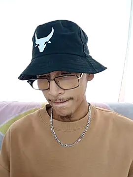 Lil black009 online show from 6, 7, 2026