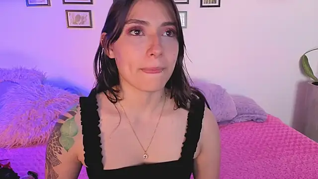 Kendaall sweet online show from 1, 8, 2026