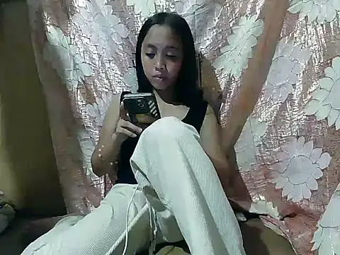 Yours AsianPinayGirl18 online show from 19, 5, 2026
