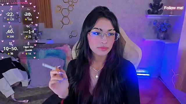 mia smoke  online show from 10, 6, 2026