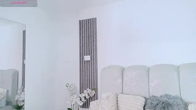 ScarlettVelvet online show from 20, 5, 2026