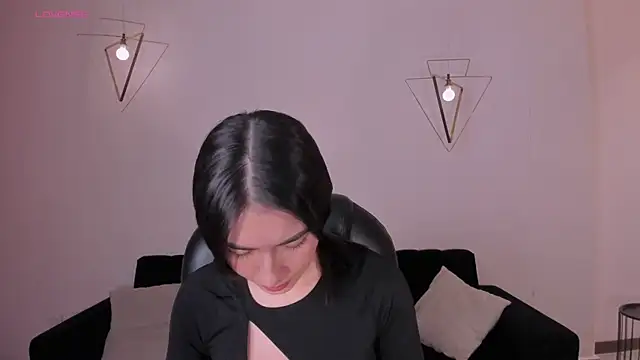 BellaStormX online show from 28, 5, 2026