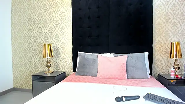 emilly sweett online show from 28, 5, 2026