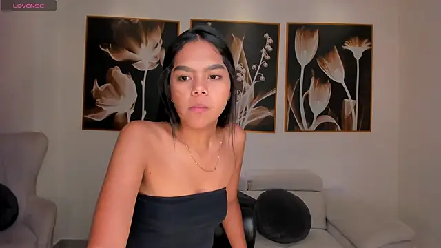 SaphiraJames online show from 14, 6, 2026