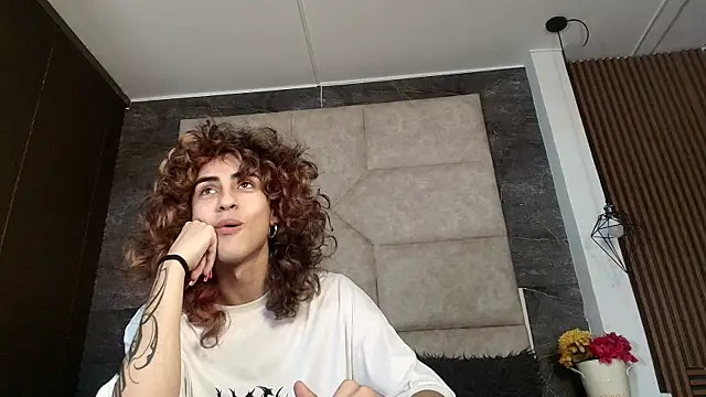 Divine      online show from 15, 6, 2026