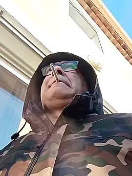 Soloyan online show from 5, 3, 2025