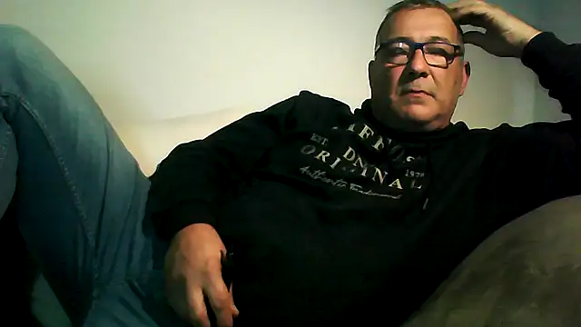 Soloyan online show from 8, 11, 2025