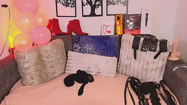 Angelabrowm online show from 16, 5, 2026