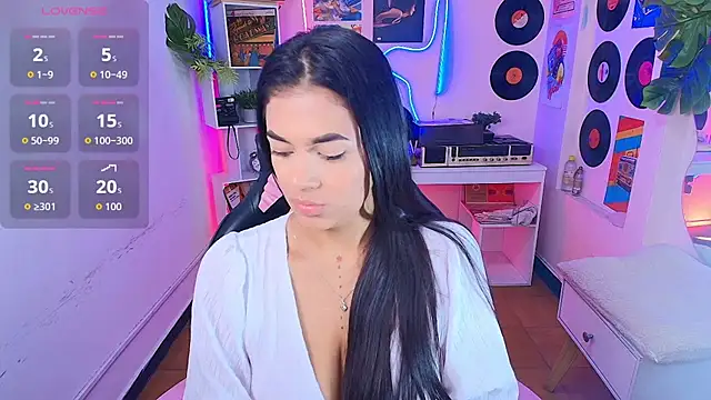 Snapshot of Duulce_mia chatting on 9, 7, 2026 Duulce mia online show from 9, 7, 2026