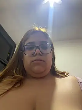 Snapshot of NyraMoon chatting on 31, 5, 2026 NyraMoon online show from 31, 5, 2026