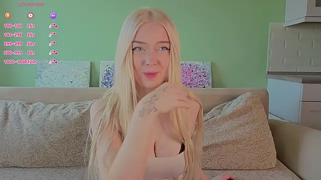 Chanelbayerr online show from 17, 5, 2026