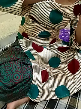 Snapshot of Seema_yadav01 chatting on 13, 7, 2026 Seema yadav01 online show from 13, 7, 2026