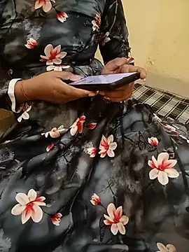 Snapshot of Seema_yadav01 chatting on 17, 7, 2026 Seema yadav01 online show from 17, 7, 2026
