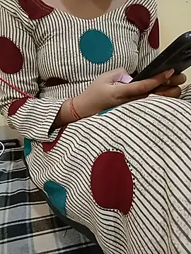 Snapshot of Seema_yadav01 chatting on 27, 7, 2026 Seema yadav01 online show from 27, 7, 2026