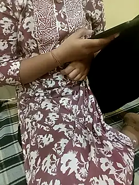 Snapshot of Seema_yadav01 chatting on 20, 7, 2026 Seema yadav01 online show from 20, 7, 2026
