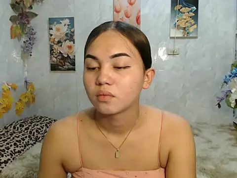 Snapshot of ur_asiankat chatting on 12, 6, 2026 ur asiankat online show from 12, 6, 2026