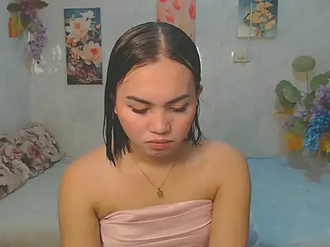 Snapshot of ur_asiankat chatting on 3, 5, 2026 ur asiankat online show from 3, 5, 2026