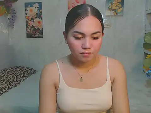 Snapshot of ur_asiankat chatting on 15, 5, 2026 ur asiankat online show from 15, 5, 2026