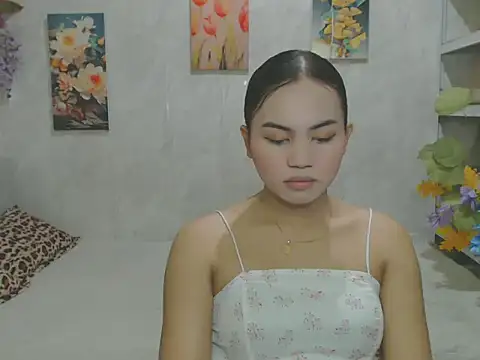 Snapshot of ur_asiankat chatting on 21, 5, 2026 ur asiankat online show from 21, 5, 2026