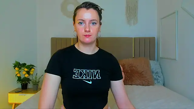 Cutie blushh online show from 16, 6, 2026