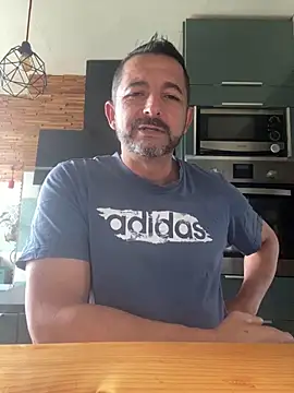 Snapshot of daddy3945 chatting on 3, 5, 2026 daddy3945 online show from 3, 5, 2026