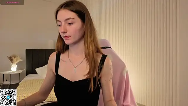 Valenora1 online show from 2, 8, 2026
