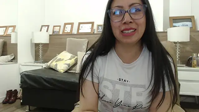 FranciscaVera online show from 16, 5, 2026