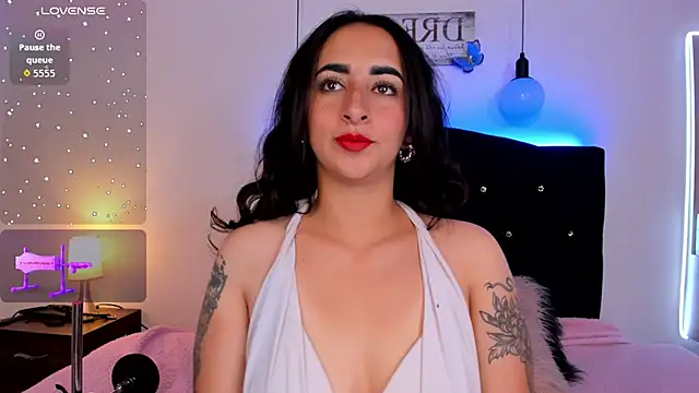 Snapshot of Enola_holmess chatting on 13, 5, 2026 Enola holmess online show from 13, 5, 2026