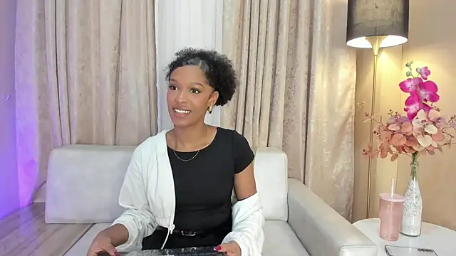 Snapshot of EmmaClarckk chatting on 26, 5, 2026 EmmaClarckk online show from 26, 5, 2026