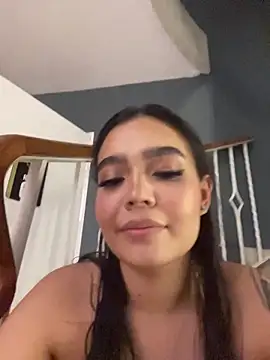 miadecker online show from 26, 7, 2026