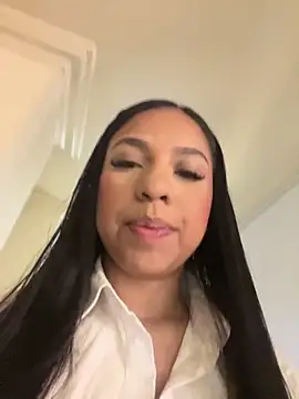 Dulcerouss   online show from 4, 6, 2026