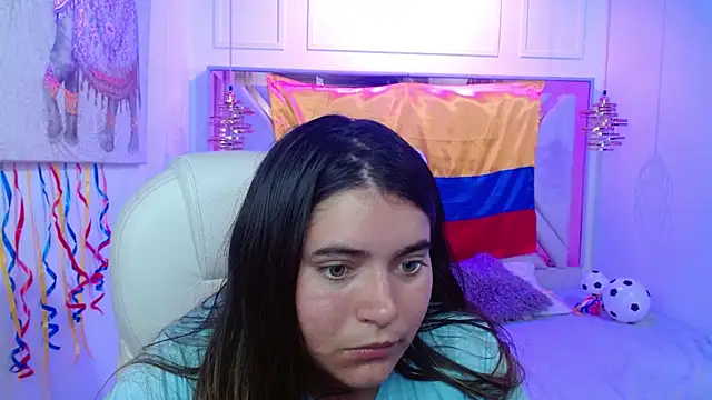 Snapshot of Laurha_ chatting on 1, 7, 2026 Laurha online show from 1, 7, 2026