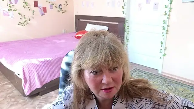 Snapshot of Melania_Cook chatting on 6, 6, 2026 Melania Cook online show from 6, 6, 2026