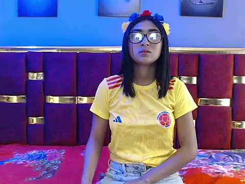 Mia konor06 online show from 6, 6, 2026
