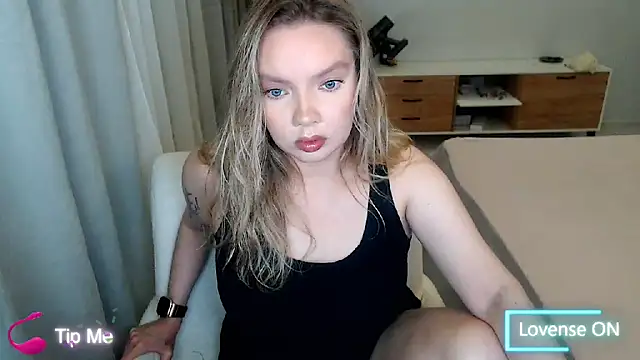Snapshot of PolinaXXXXXJones chatting on 12, 5, 2026 PolinaXXXXXJones online show from 12, 5, 2026