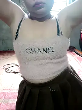 Snapshot of Lily_Henry chatting on 3, 5, 2026 Lily Henry online show from 3, 5, 2026