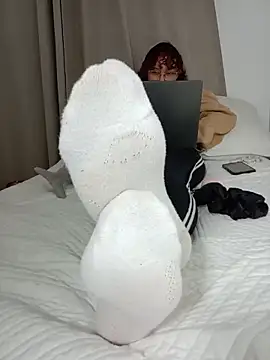 Ari vibesX online show from 8, 6, 2026
