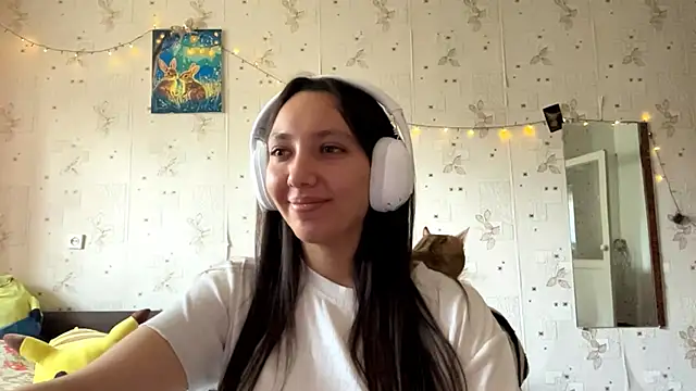 SheeringGape online show from 19, 5, 2026