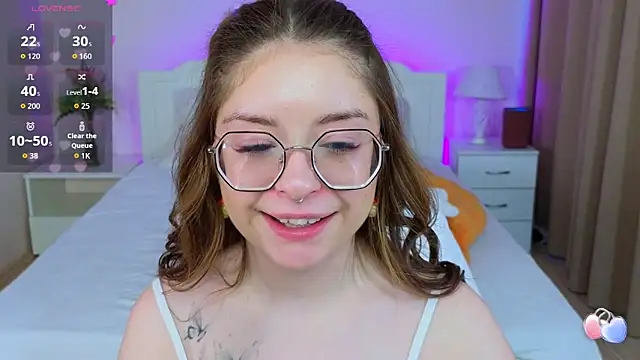 selenamils online show from 14, 6, 2026
