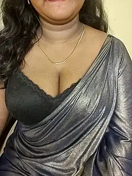 Sravani cutee  online show from 1, 6, 2026