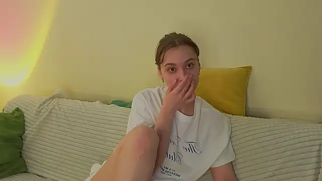 JolieDerringer online show from 3, 6, 2026