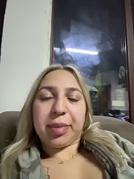 AmandaSnack online show from 10, 5, 2026