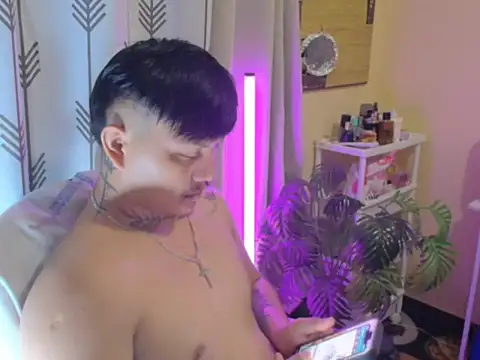 Ashtonfuckingboi online show from 11, 7, 2026