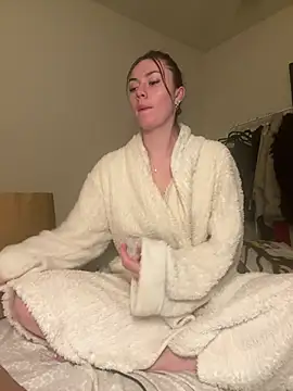 Snapshot of daisycollins chatting on 20, 5, 2026 daisycollins online show from 20, 5, 2026