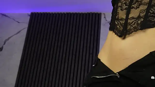 Snapshot of MiaVelvety chatting on 24, 6, 2026 MiaVelvety online show from 24, 6, 2026
