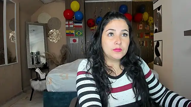 Snapshot of BBWLuxuryMuse chatting on 18, 6, 2026 BBWLuxuryMuse online show from 18, 6, 2026
