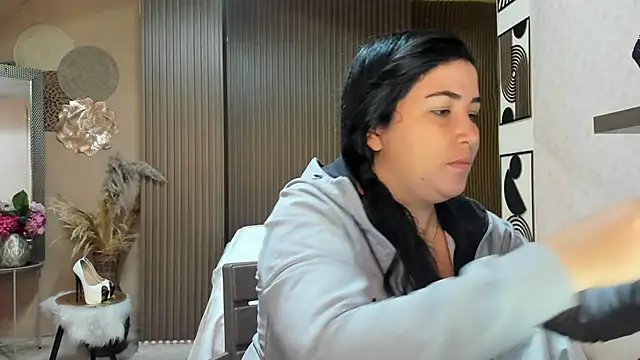 Snapshot of BBWLuxuryMuse chatting on 23, 5, 2026 BBWLuxuryMuse online show from 23, 5, 2026
