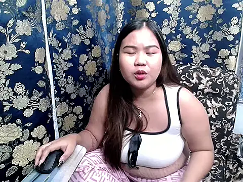 hotchickgirl online show from 11, 5, 2026
