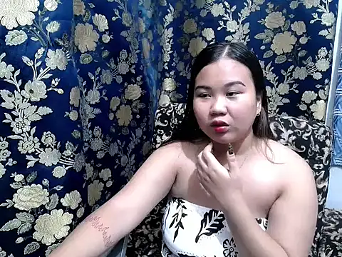 hotchickgirl online show from 9, 5, 2026