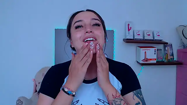 anyela bubble18 online show from 14, 7, 2026